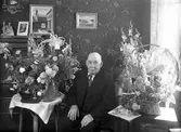 Carl August Söderblom, 80-årsdag. I hemmet. 12 september 1945. Carl August Söderblom, Andra Tvärgatan 55, Gävle.