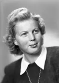Fröken Kerstin Wahlman, Valbo. 10 oktober 1945.