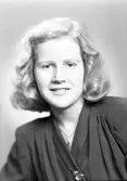 Fröken Margit Gerdin. 15 november 1945. 