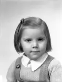 Dotter Sundlöf, 8 december 1945. Doktor Sundlöf, Norra Skeppargatan 4, Gävle.