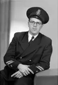 Herr Stig Eriksson, Norra Centralgatan 19, Gävle. 13 december 1945.