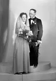 Brudpar Albert Hörberg, Box 124, Hagaström. 2 mars 1946.