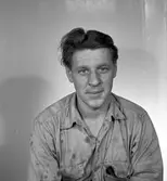 Edmund Pettersson Rederi AB. Legitimationsfotografi. Augusti 1950.

