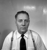 Edmund Pettersson Rederi AB. Legitimationsfotografi. Augusti 1950.

