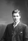 G. Larsén, Bomhus
