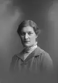 Olga Åberg, Holmsta gård, Skärplinge
