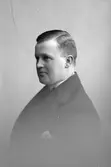 Järnhandlare E. Gällstedt, född 18 november 1890.
Föreståndare Eskilstunaboden, Gävle
