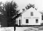 Malmströms Diversehandel i Brunn (nuvarande Konsum) före 1910.
Malmström kom från Tierp, hans hustru från Sevalbo. Han spekulerade i fastigheter, bl.a. köpte han hemman i Oppåker och Böle för att sedan sälja dem till Korsnäs AB. Han köpte därefter Wedbo Herrgårtd i närheten av Västerås och bosatte sig där.