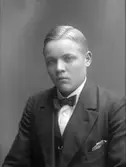 Arvid Lundgren född 1899 i Södra Åbyggeby, Hille. Död 1996 i Bergby. Bror till Simon Lundgren. Son till Anders Lundgren Hille, född 1858. Källor: Sveriges Dödbok 1947-2006. Sveriges Befolkning 1900
