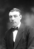 Gustaf Magnusson, Tredje Tvärgatan 29, Gävle
