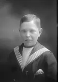 August Larsson, Hille