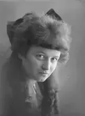 Fröken Cally Geijer. Röda Kvarn
