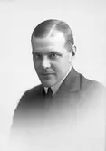 Banktjänsteman Henrik Hallgren, Stockholms Handelsbank, Söderhamn.