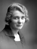 Ebba Björklund, Grand Hotell
