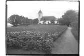 Lännäs kyrka, från söder.Beställningsnr. LS-106.