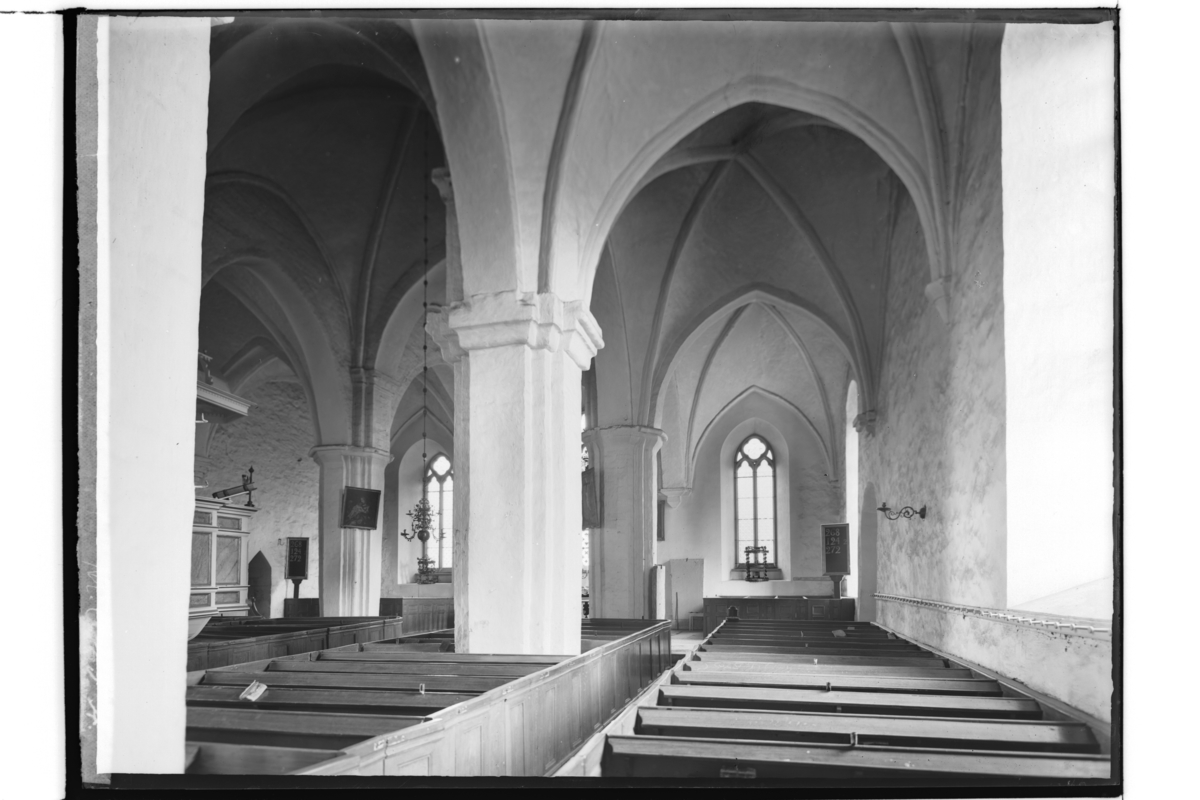 Samuel Lindskog, Sköllersta church, interior of the church room.