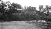 Långnäs anrikningsverk togs i bruk 1910, men brann ner 1935. Nyängsgruvans Anriktningsverk.