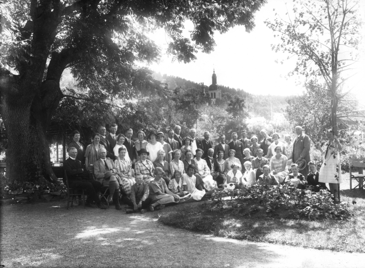 Calla Helena Sundbeck, Hermelins släktmöte på Ribbagården, Gränna, 1926.