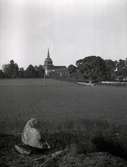 Tuna kyrka som ligger i närheten av Tuna gård.