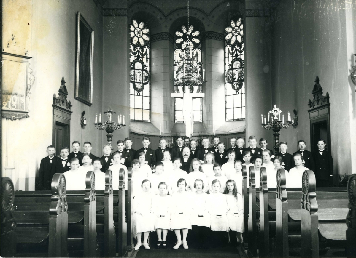 Calla Helena Sundbeck, Konfirmander i Gränna kyrka.