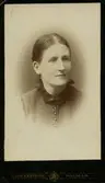 Lydia Jönsson, prostinna, Tallviken, Mönsterås. Som komministerfru i Ryssby (1880-talet).