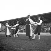 Svenska Flaggans Dag på Strömvallen. Reportage för Gefle Dagblad
År 1939


