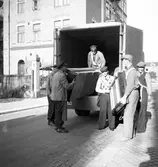 1 oktoberflytt. Reportage för Gefle Dagblad. Den 1 Oktober 1937




