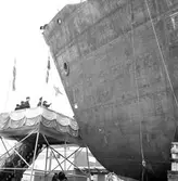 Den 19 februari 1965. Gävle Varv. Sjösättning av båten M/S Tauna.





