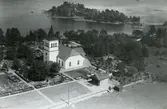 Flygfoto över Påskallaviks kyrka.