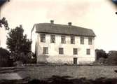 Mangårdsbyggnaden till Lockebo i Målilla socken.
