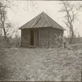 Tunaläns härads tingshus i Ishult. Avträdet.