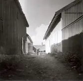 Gränd vid Alm och Bergs från Sjöslätten.