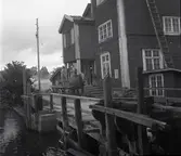 Skräpplan vid kvarnbyggnaden i Värnanäs.