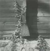 Knut till Strömsebrobyggningen vid Värnanäs.