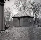 Arresten och avträdet på Ishults tingsplats.