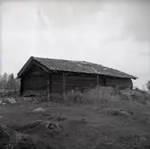 Linbastu i Näfstad.