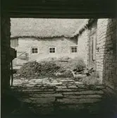 Gödselstack vid en ladugård i Lofta.