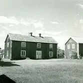 Motiv från en gård i Mellby.