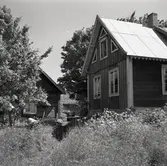 Byggnaden från nordväst.