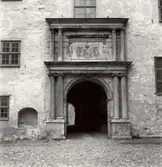 Portalen ut från inre borggården på Kalmar slott.