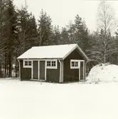 Norrkvill station på nedlagda järnvägen Vimmerby - Ydrefors. Från Nordväst.