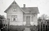 Axel och Jenny Axelssons hus på Stensö. Senare brann det ner.