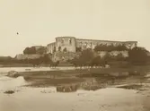 Borgholms Slottsruin från alvaret under regnperioden augusti 1912.
