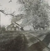 Skeppsbyggmästarebyggningen i Värnanäs.