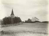 Locknevi kyrka och skola år 1930.