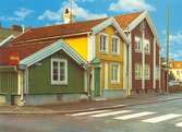 Tripp-trapp-trull, tre små hus som bevarats på västra Kvarnholmen där annars merparten av bebyggelsen än sentida.