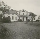 Huvudbyggnaden på Ulvsborgs herrgård.