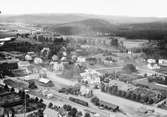 Flygfoto över Järnforsen med järnvägsstationen i förgrunden.