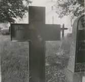 Hammarsmedsåldermannen Hans Ström död 1852. Korset i gjutgods från Överum.