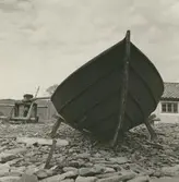 Ölandsbåt och spel.